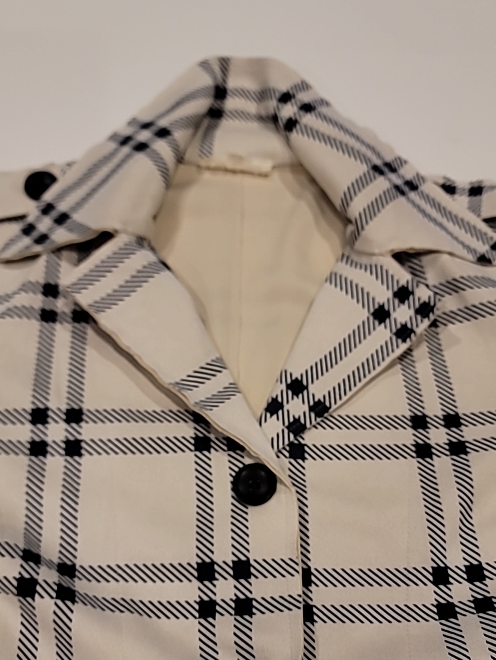Solitaire Cream Plaid Trench Coat XL - Picture 12 of 14
